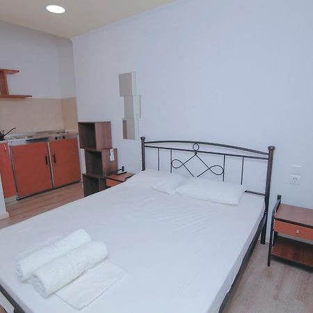 Orfeas Studios Vassiliki Esterno foto