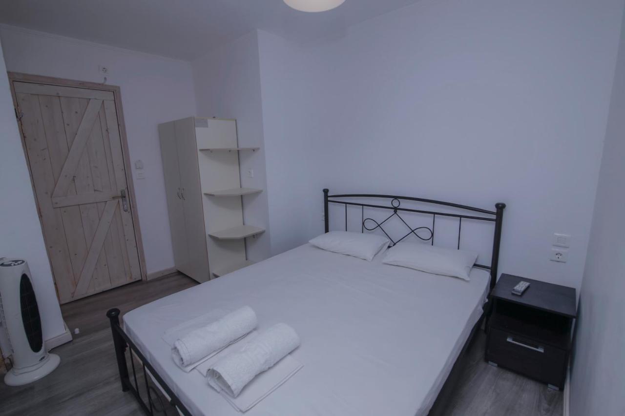 Orfeas Studios Vassiliki Esterno foto